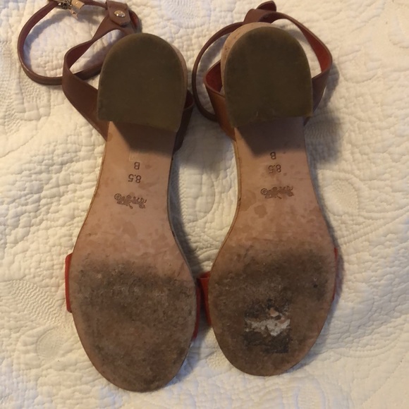 Coach size 8.5 orange & tan sandals - Picture 8 of 11